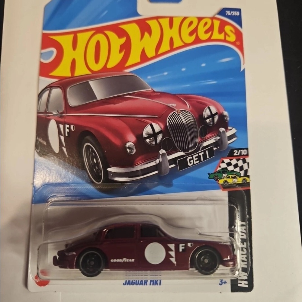 Hot Wheels Jaguar MK1 Hw Race Day 2025 C Case Vhtf 2/10 75/250 US Seller!!